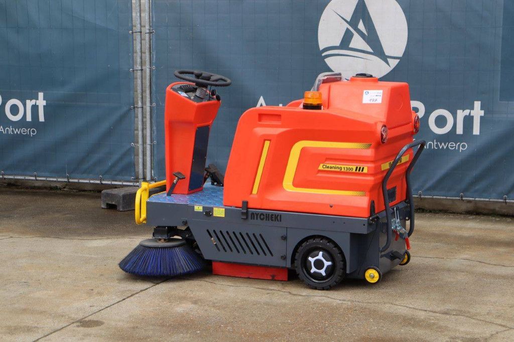 Veegmachine Nycheki Cleaning 1300 III Elektrisch