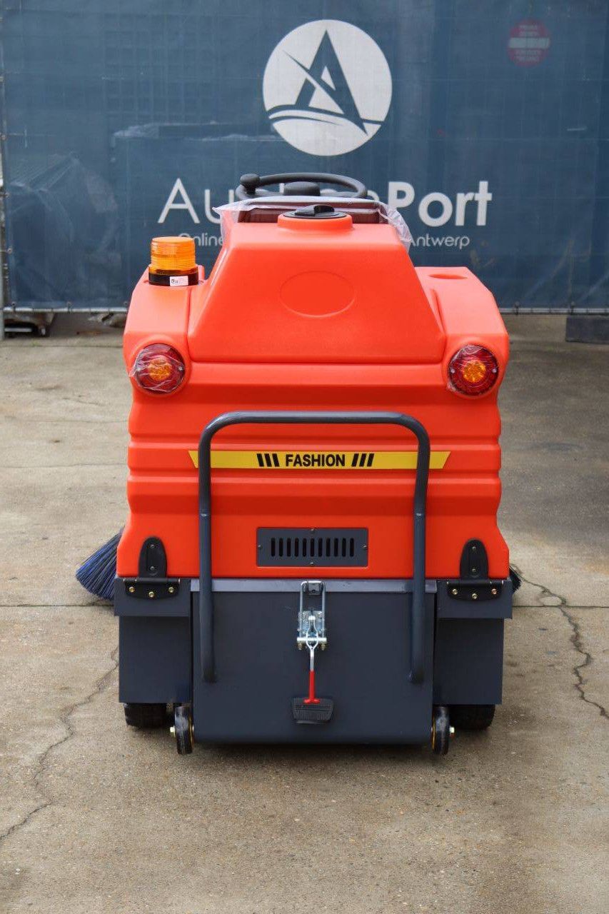 Veegmachine Nycheki Cleaning 1300 III Elektrisch