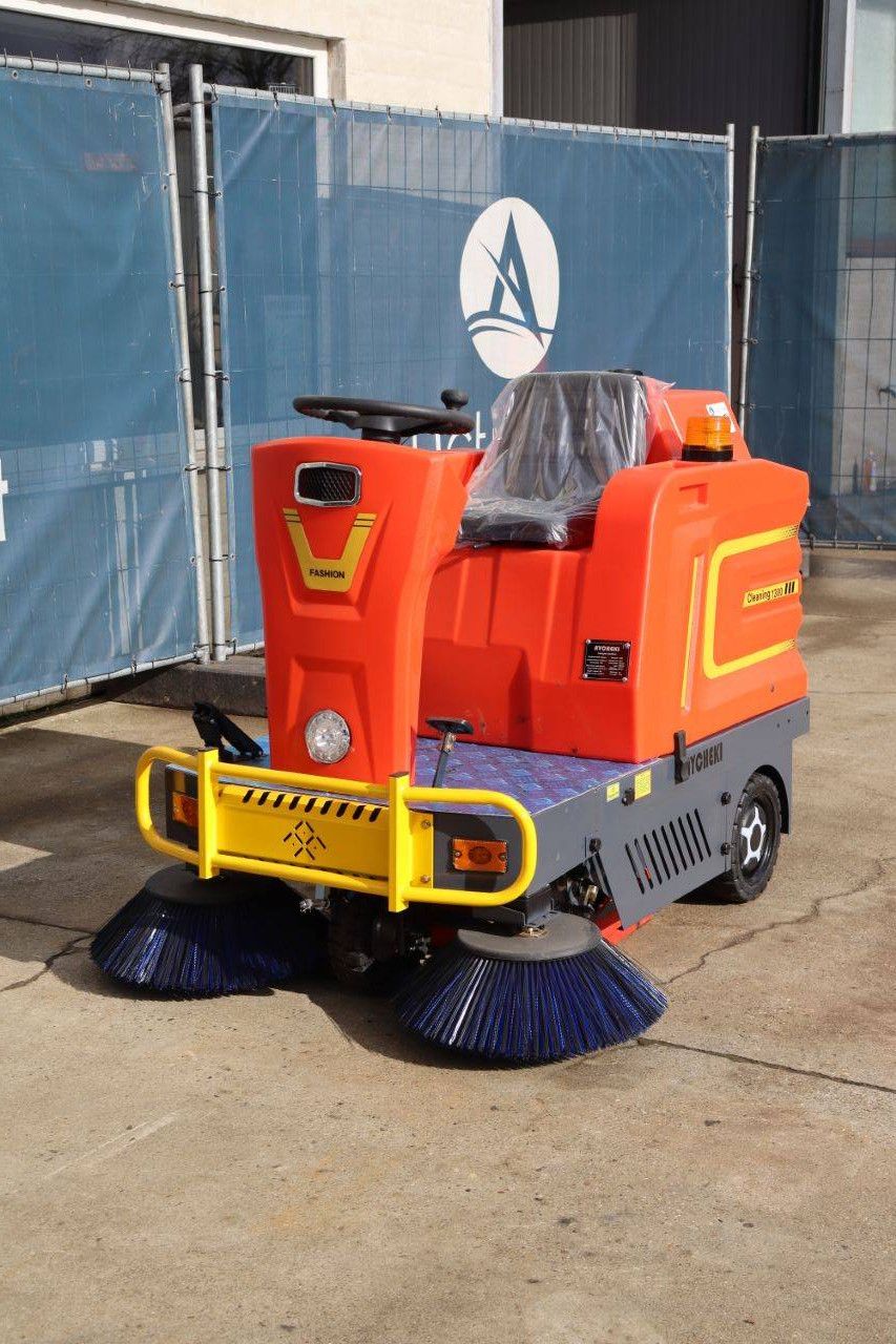 Veegmachine Nycheki Cleaning 1300 III Elektrisch