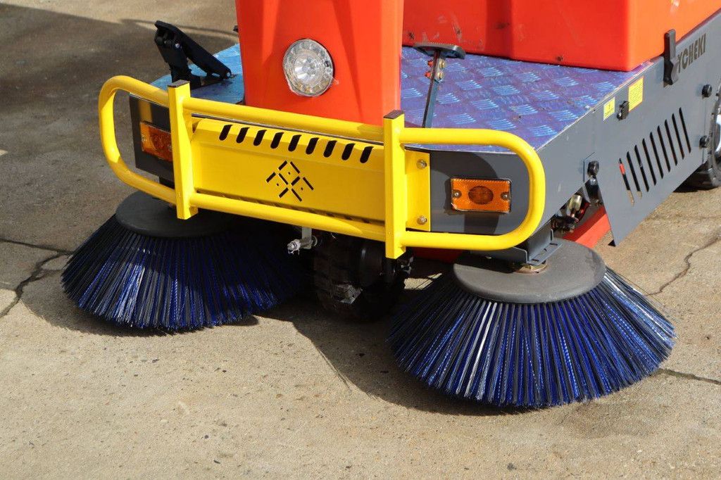 Veegmachine Nycheki Cleaning 1300 III Elektrisch