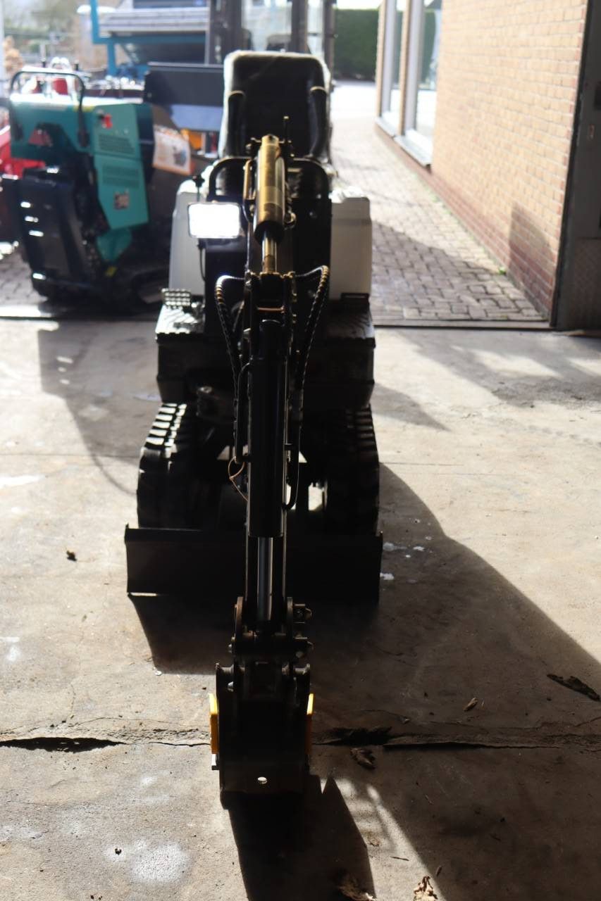 Mini excavator BD06 Petrol 17hp 2025