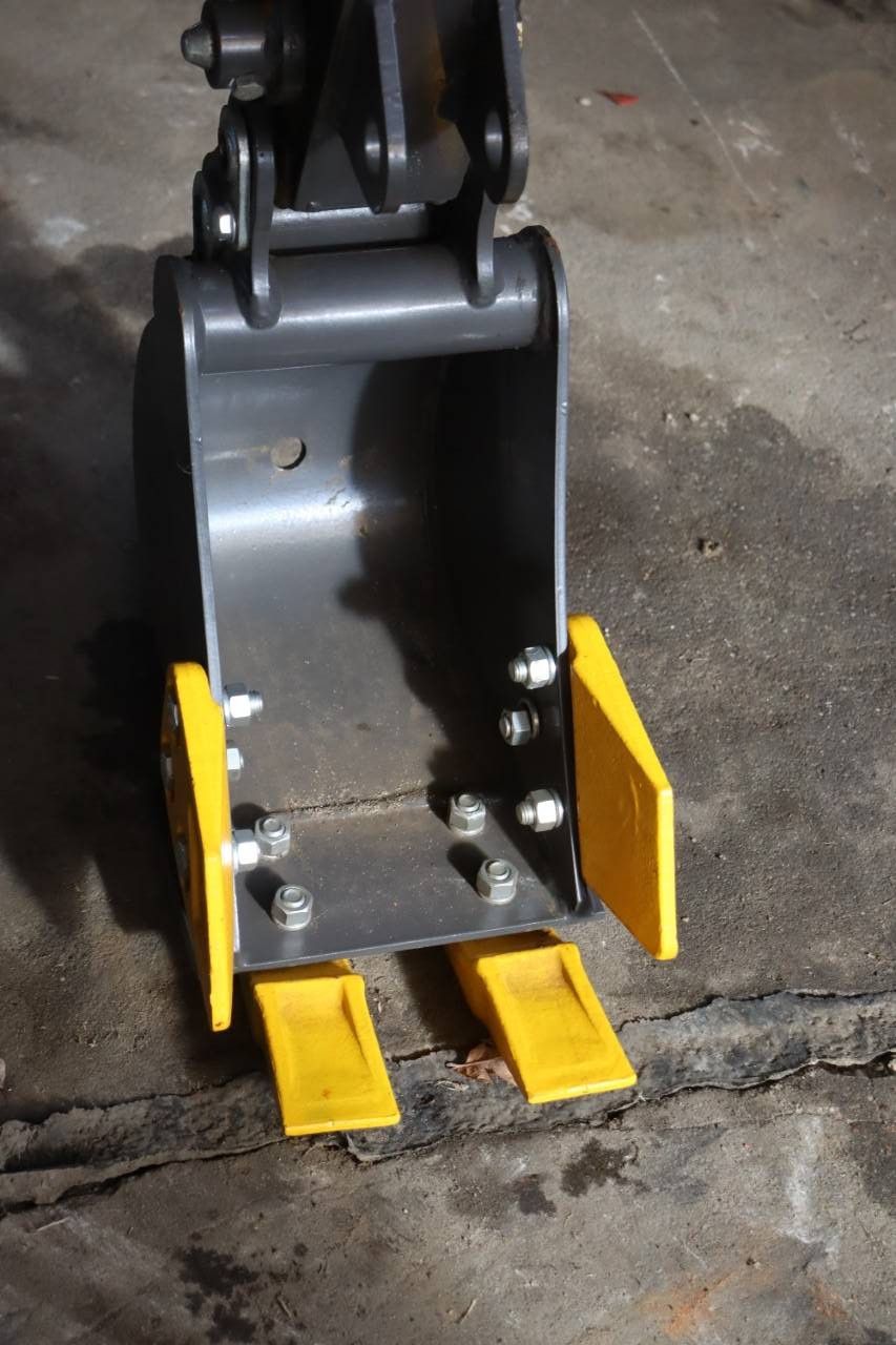 Mini excavator BD06 Petrol 17hp 2025