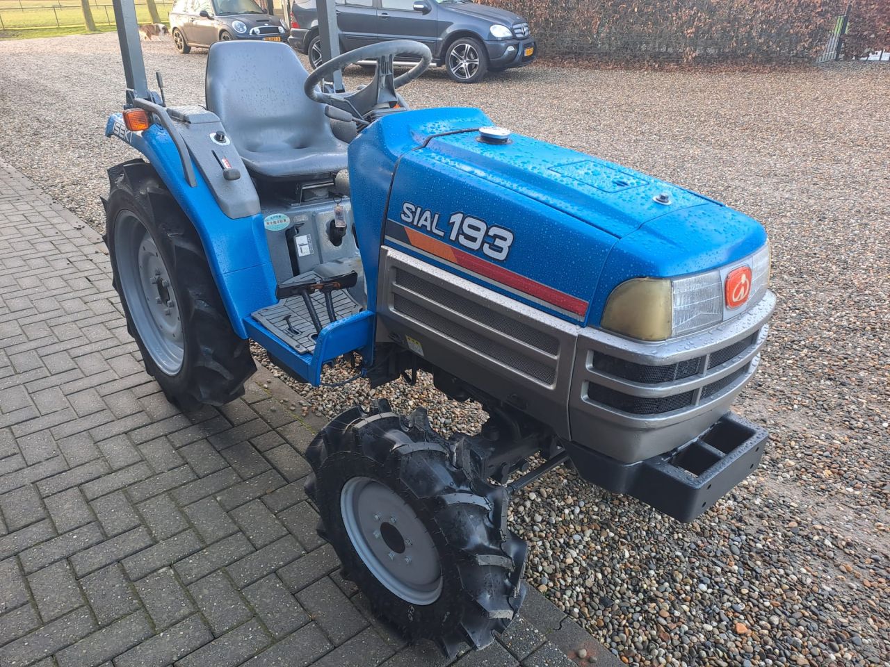 Iseki Sial 193
