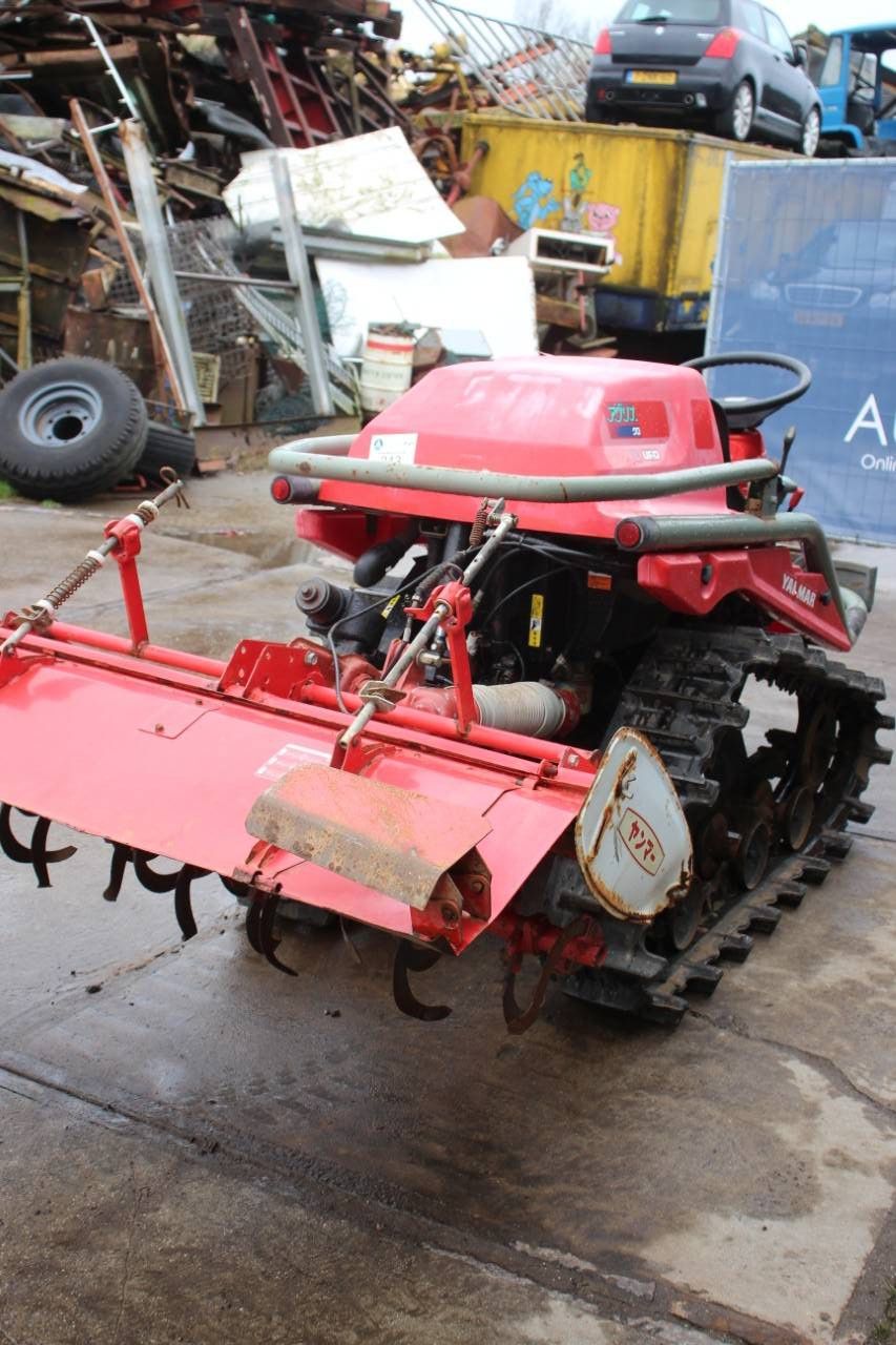 Yanmar AR120 Raupentraktor
