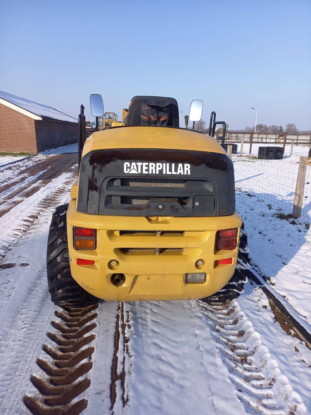 Wheel loader Caterpillar 902B Diesel 2008