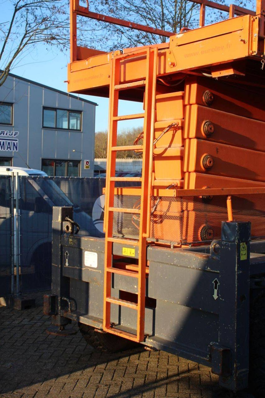 Scherenarbeitsbühne JLG 245-25 Diesel 26,5 m 2007