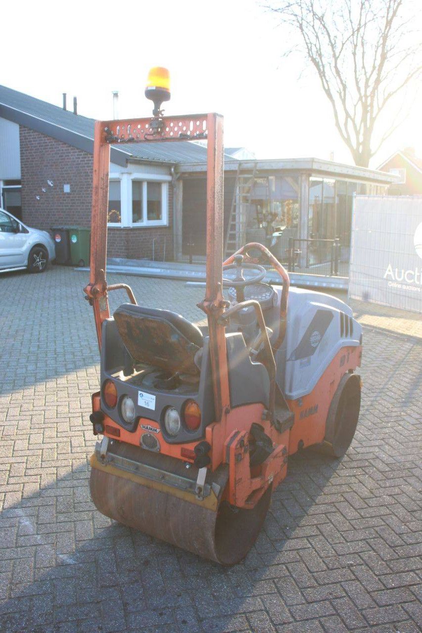 Tandem roller Hamm HD8VV Diesel 14.8kW 2013