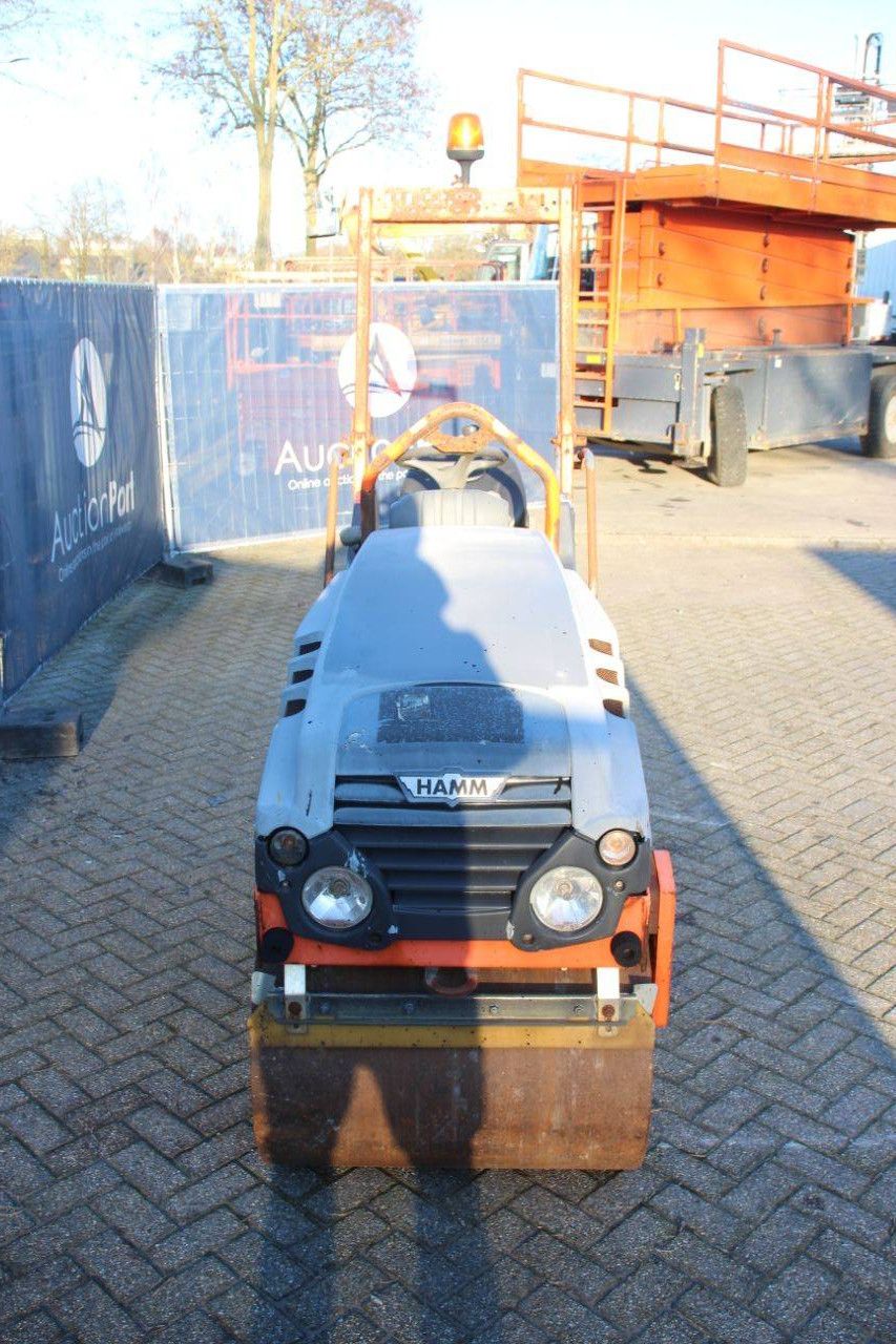Tandem roller Hamm HD8VV Diesel 14.8kW 2013