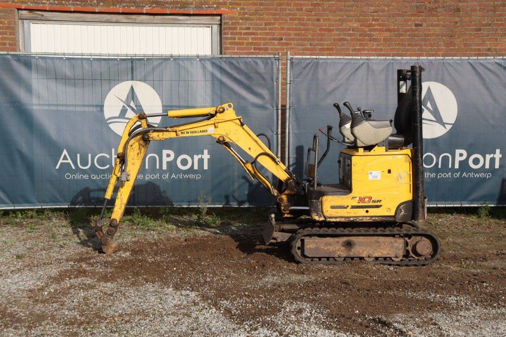 Mini excavator New Holland E10SR Diesel