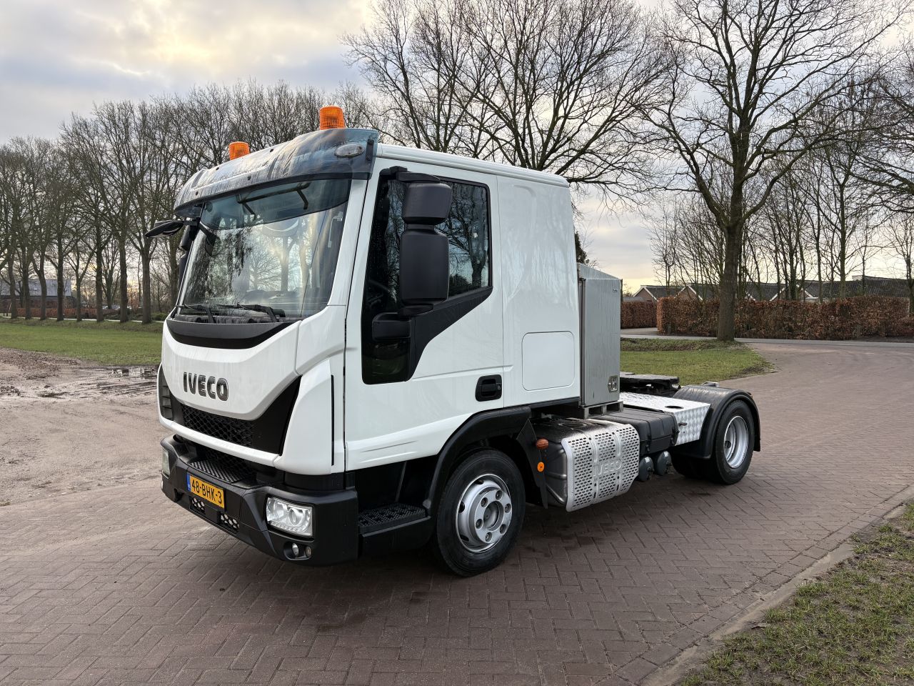 IVECO CARGO TREKKER 10-220 EURO 6 22.000 KG slaap cabine