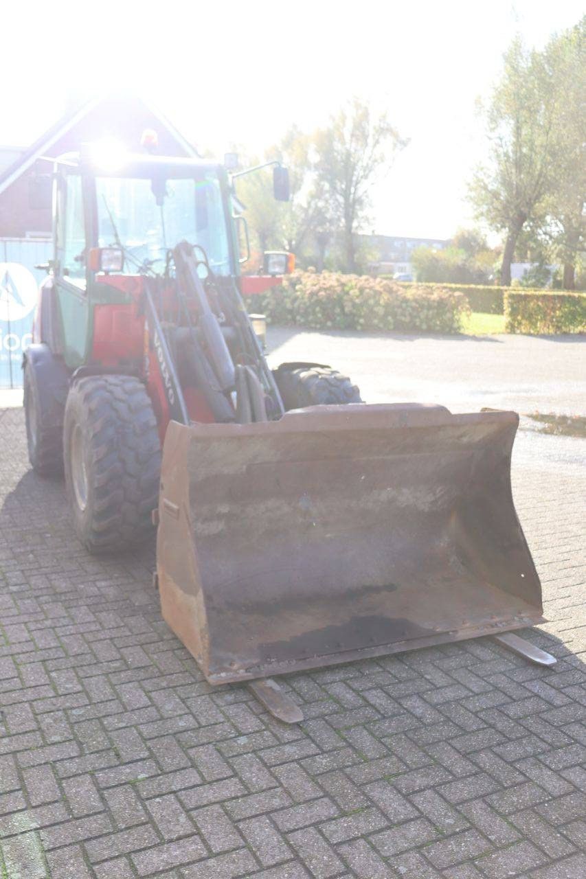 Wheel loader Volvo L25B-P Diesel 2005