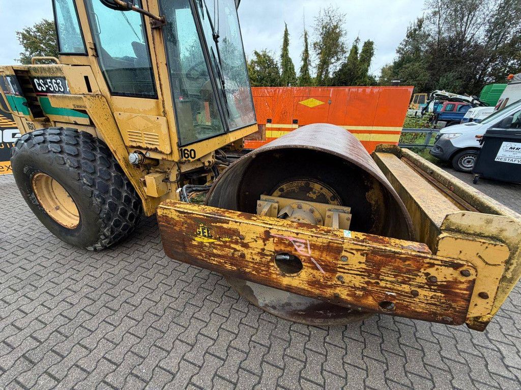 Walze Caterpillar CS-563 AW Diesel