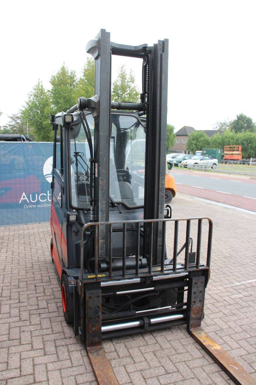 Forklift Linde E30HL-01/600 Electric 3000kg 2017