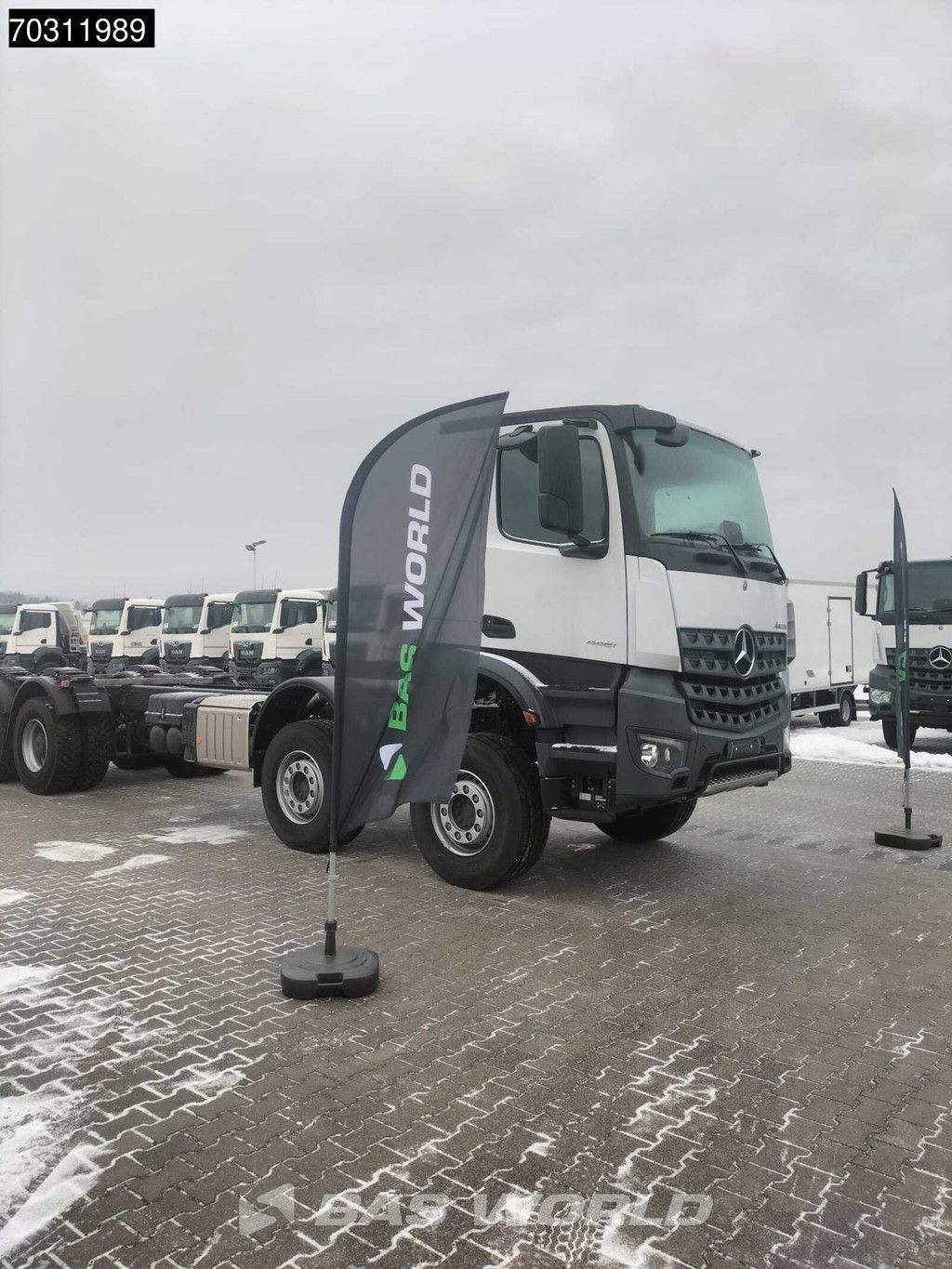 Mercedes Arocs Arocs 4451 8X4 NEW chassis! Steel suspension Manual Engine brake Airco Euro 6