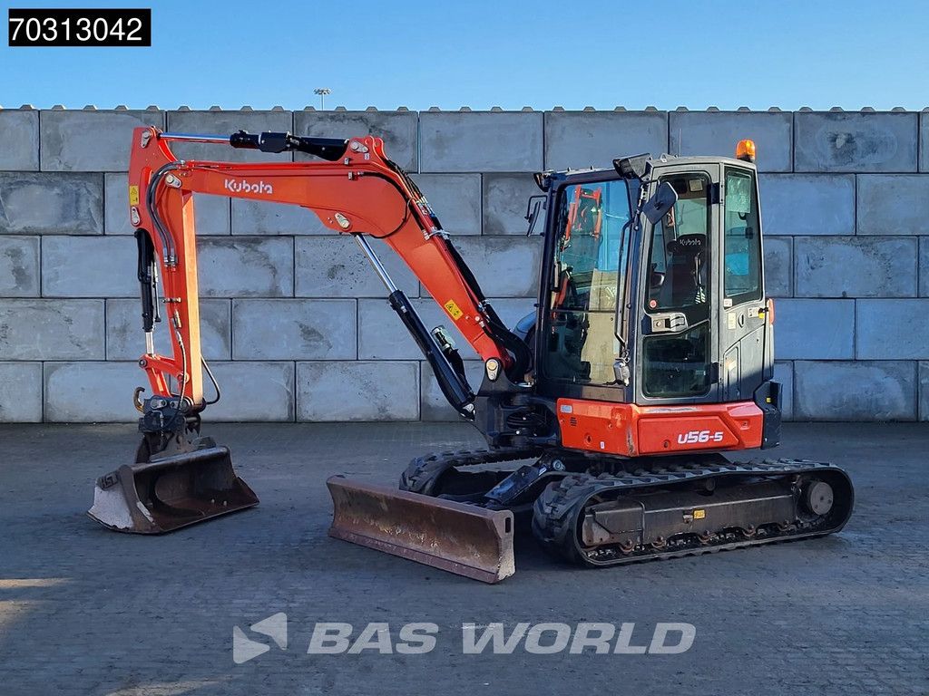 Kubota U56-5