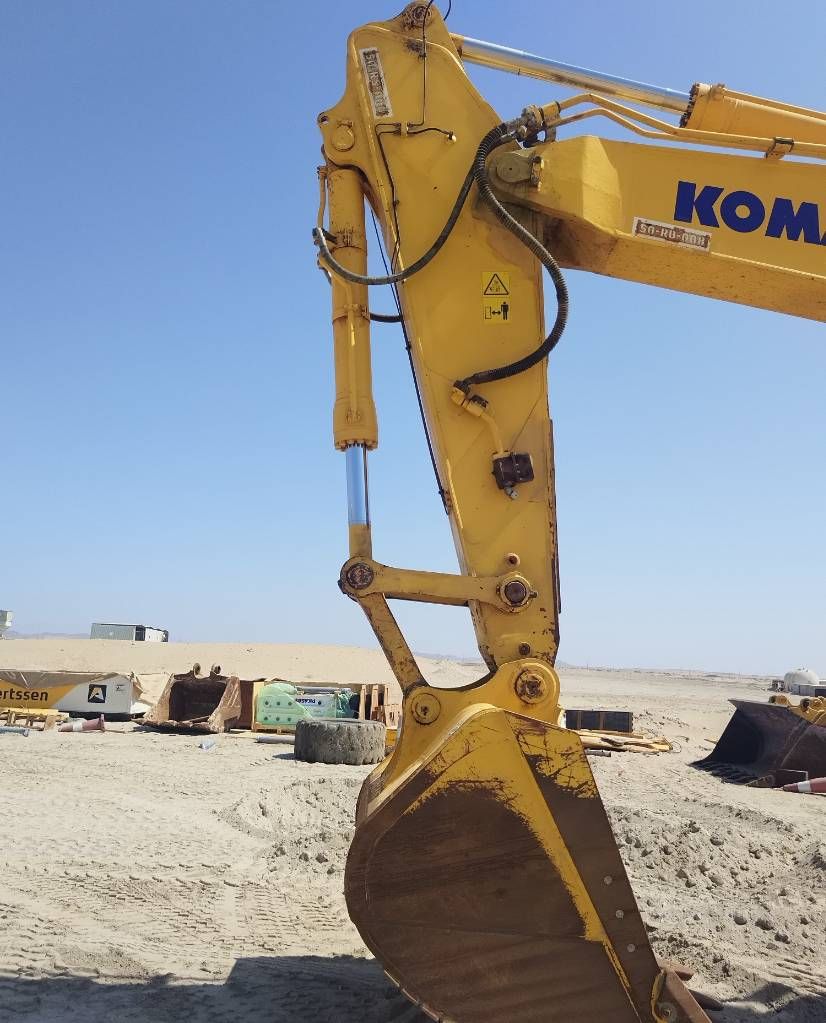 Komatsu PC500LC (multiple units available in Saudi Arabia)