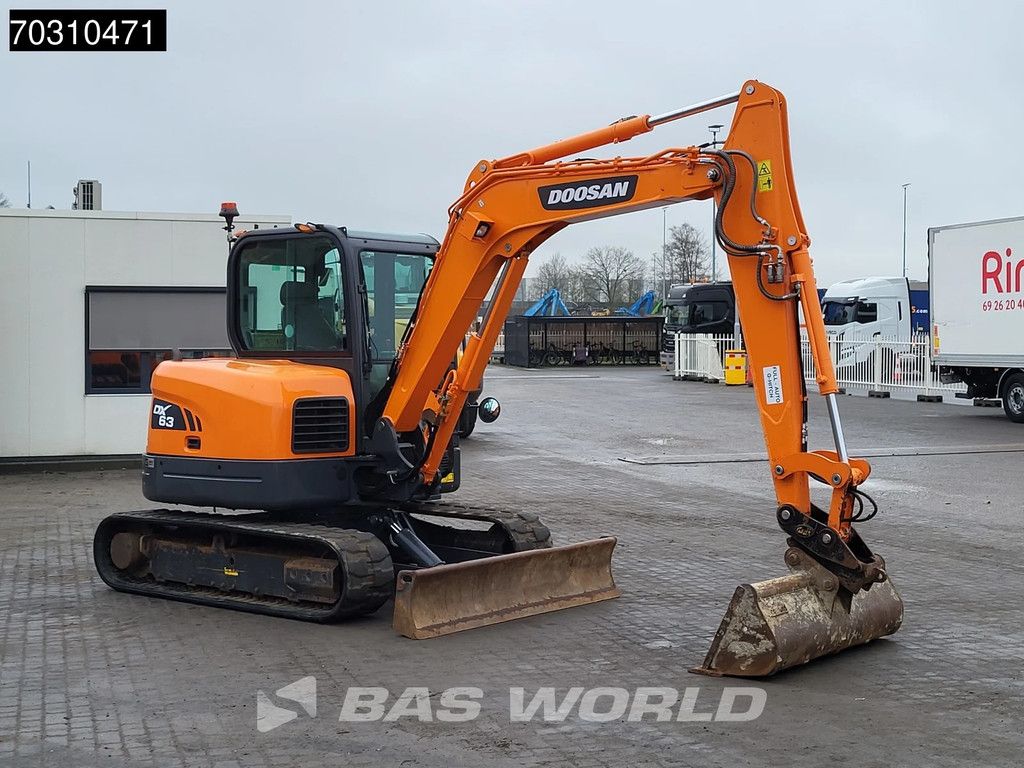 Doosan DX63-3 A/C - 3 Buckets