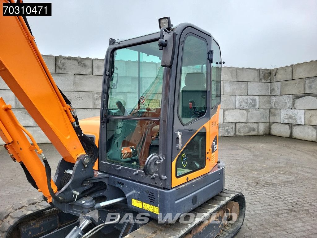 Doosan DX63-3 A/C - 3 Buckets