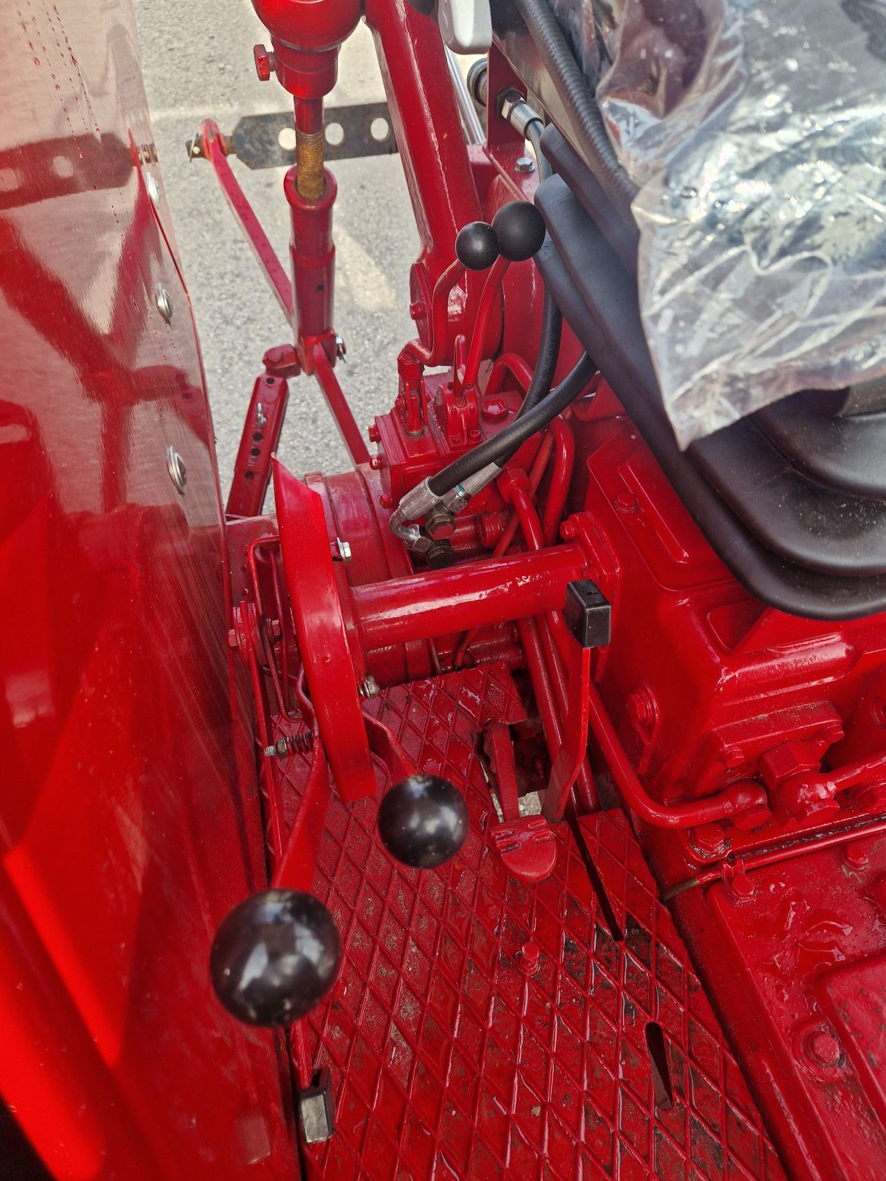 International 844-S 4x4