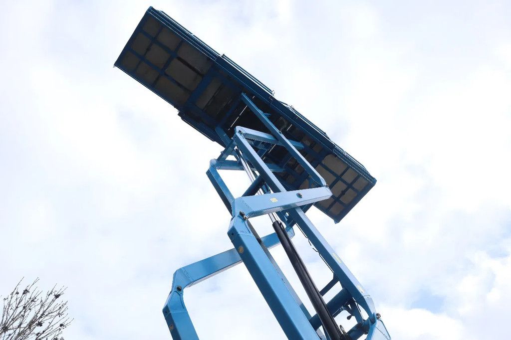 Genie GS-3384 RT | 12 METER | 1.134 KG