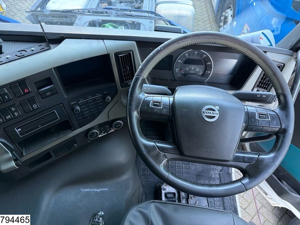 Volvo FM RHD, EURO 6, 6x2, PTO