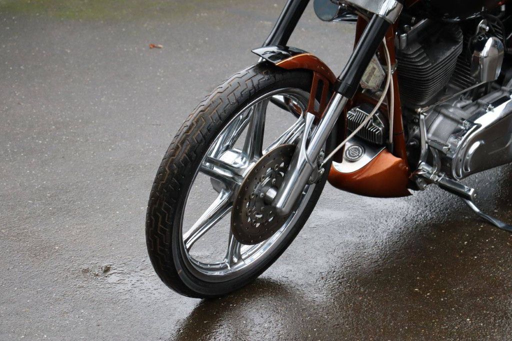 Motorrad Harley Davidson Heritage Dyna Super Glide CVO Benzin 2008