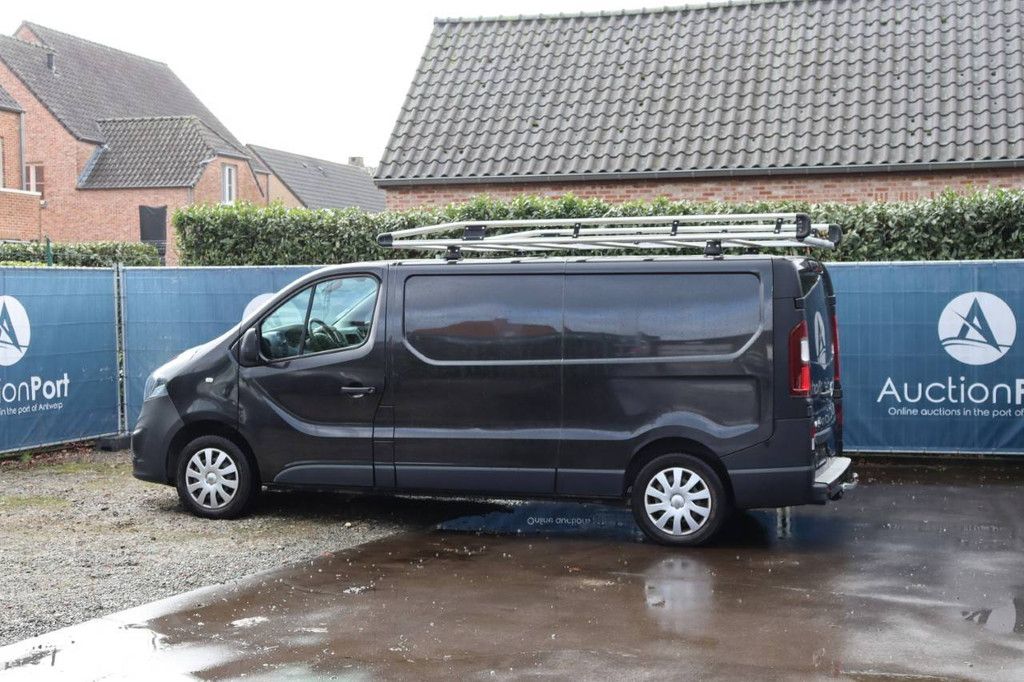 Opel Vivaro-B Petrol Van 2018