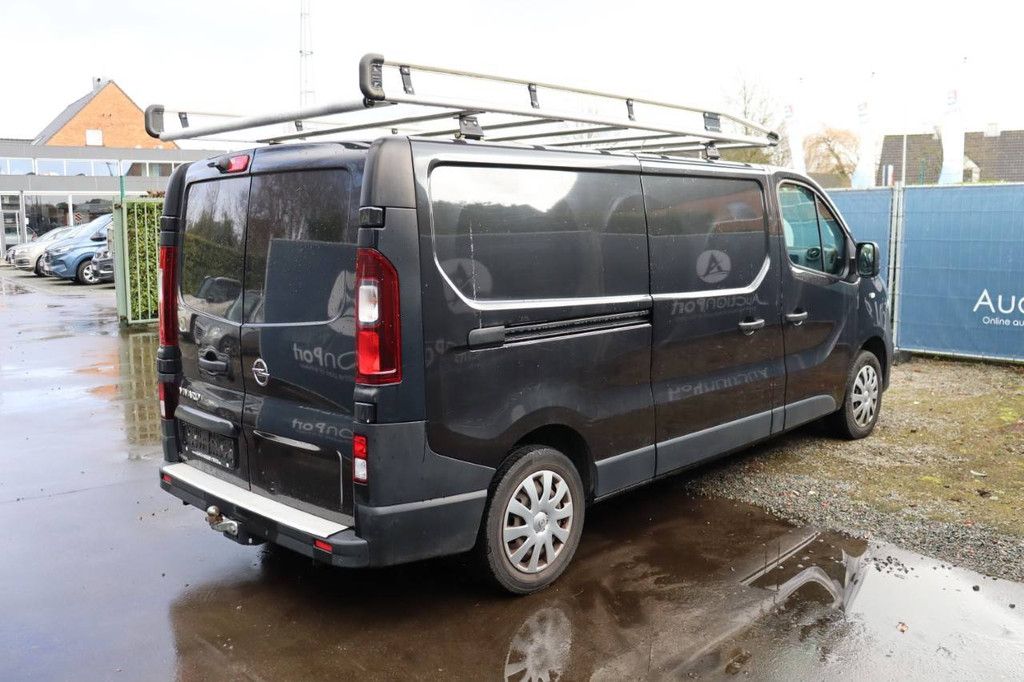 Opel Vivaro-B Petrol Van 2018
