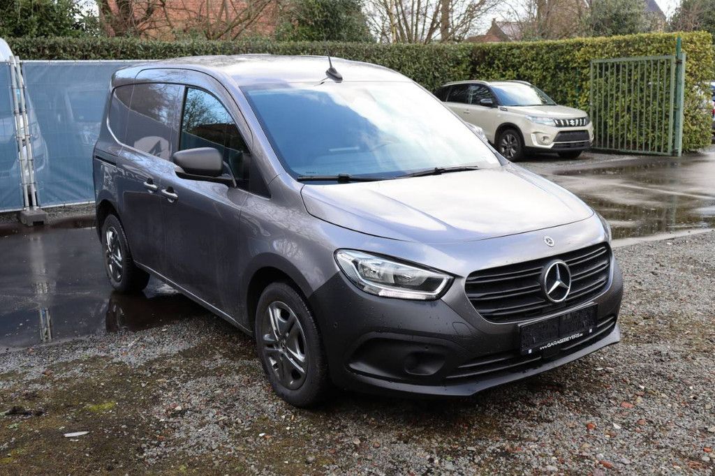 Mercedes-Benz Citan 110 CDI Benzin-Van 2023