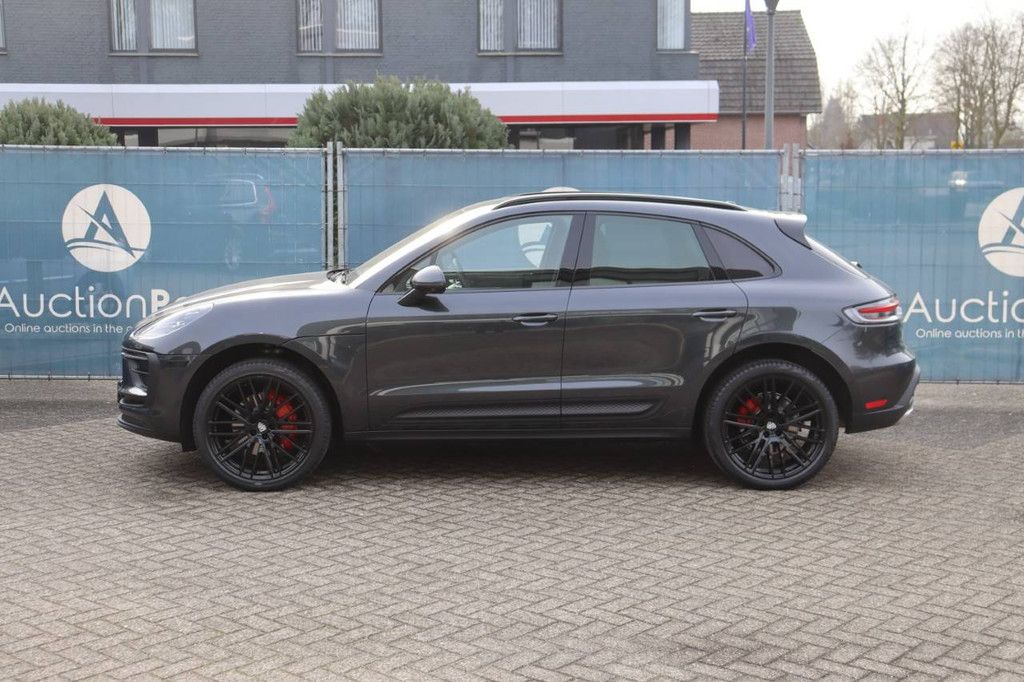 SUV Porsche Macan Benzin 266 PS 2022