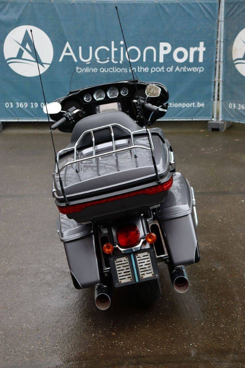 Motorcycle Harley Davidson Ultra Classic Petrol 2014