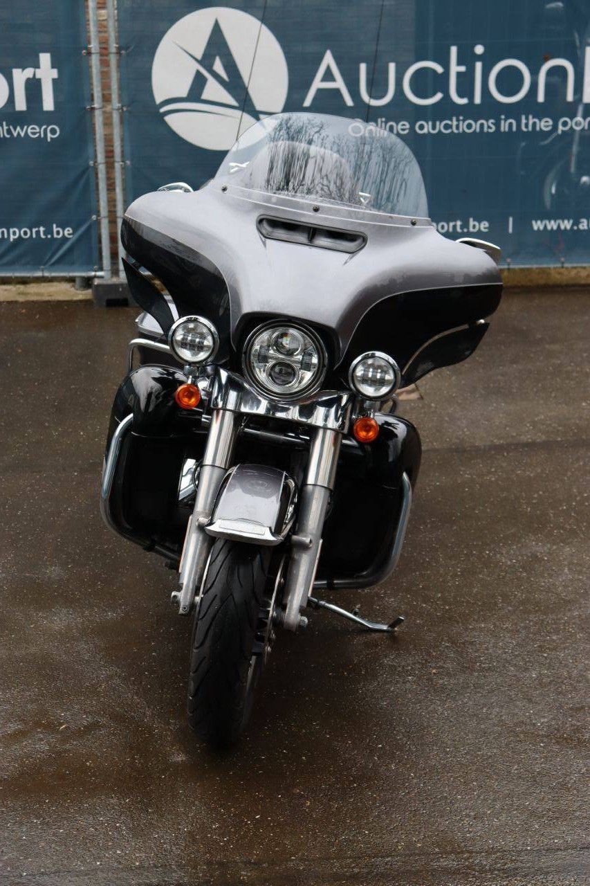 Motorcycle Harley Davidson Ultra Classic Petrol 2014