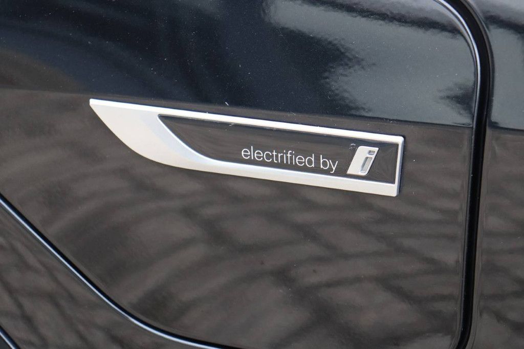 SUV BMW X5 xDrive45e Hybrid 286 PS