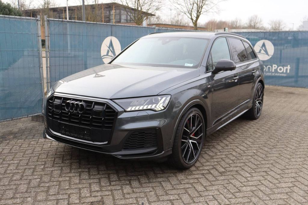 SUV Audi Q7 60 TFSI e Hybrid 341hp 2021