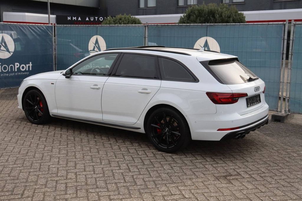 Station wagon Audi A4 Avant Hybrid 245 hp 2019