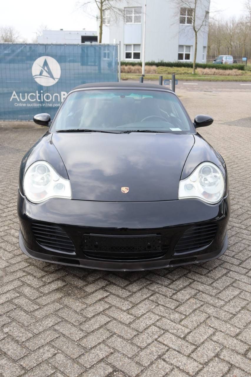 Porsche 911 Turbo Cabriolet, Benzin, 421 PS, Baujahr 2004