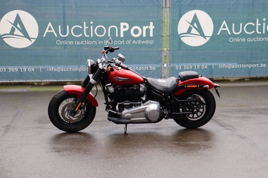 Motorcycle Harley Davidson Softail SLM Petrol 2021