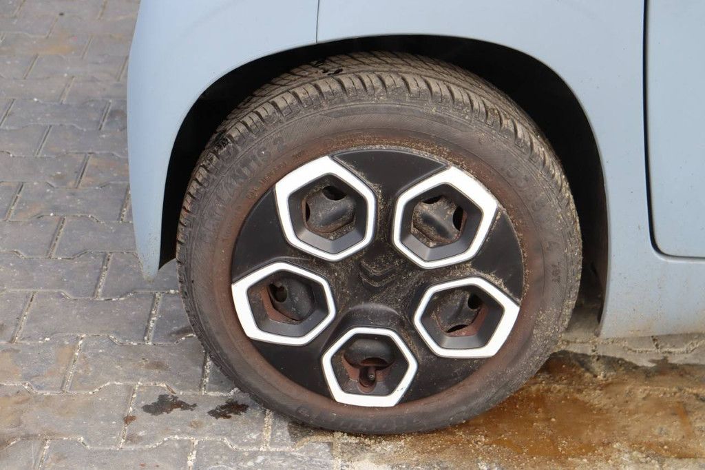 Passenger car Citroën AMI Electric 8 hp 2022