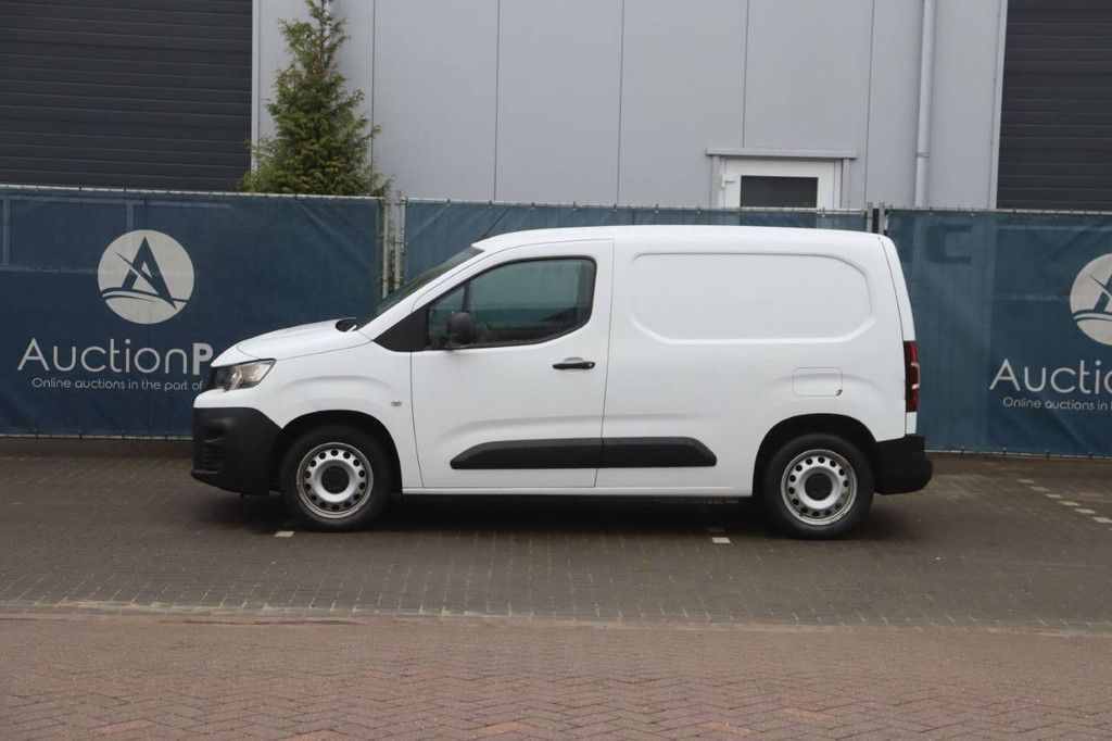 Peugeot Partner Diesel 102hp 2020 Van