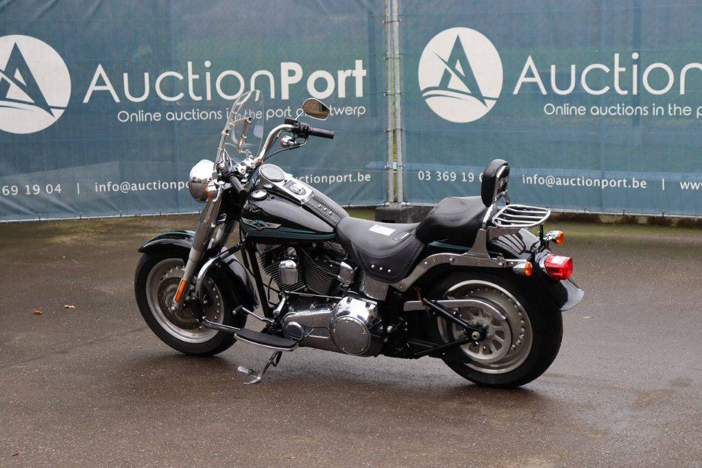 Motorrad Harley Davidson Fat Boy Benzin 2008