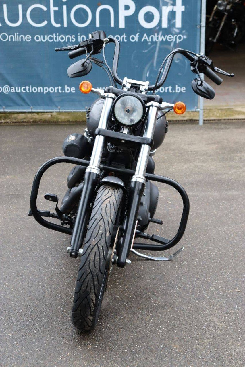 Harley-Davidson Dyna Street Bob Petrol Motorcycle 2014