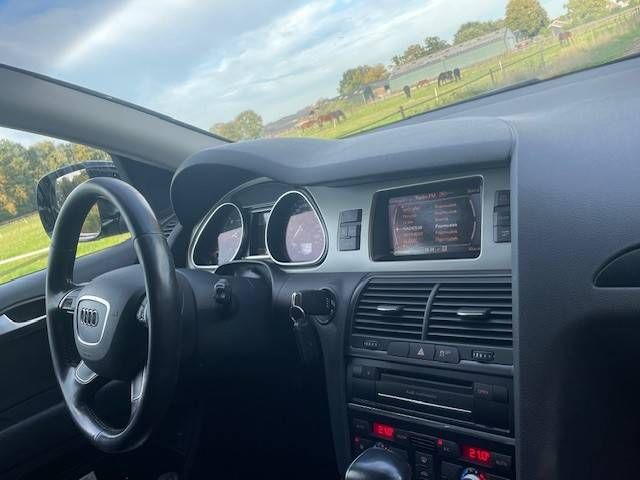 SUV Audi S-Line Quattro 3.0 V6 Q7 Diesel 204 PS 2014