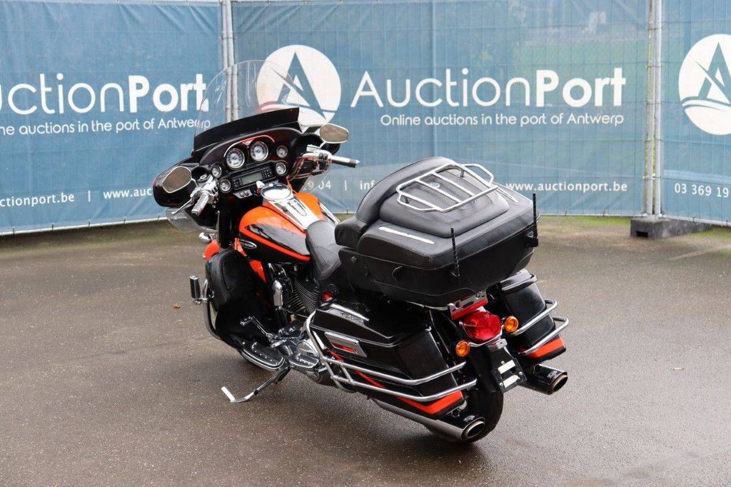 Motorcycle Harley Davidson Ultra Classic CVO Petrol 2007