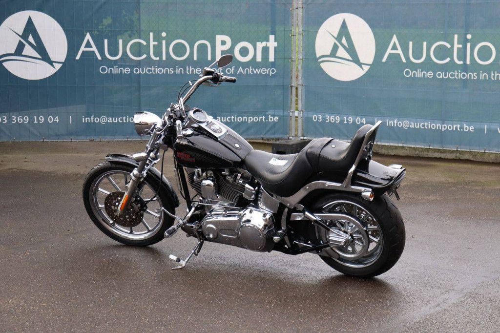 Motorcycle Harley-Davidson Softail Custom Gasoline 2007