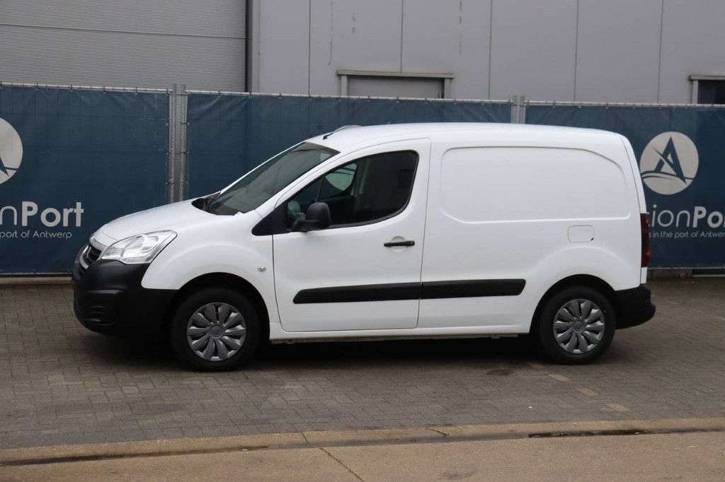 Peugeot Partner Diesel 99 PS 2018 Van