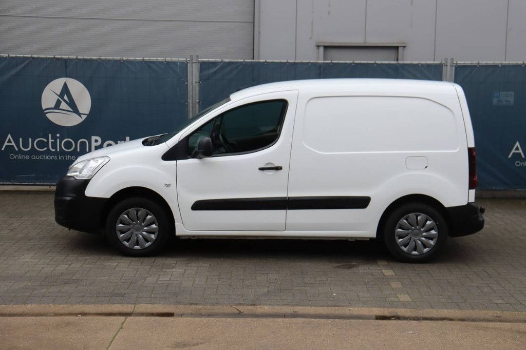 Peugeot Partner Diesel 99 PS 2018 Van