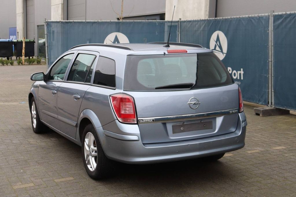 Station wagon Opel ASTRA Diesel 119 hp 2007