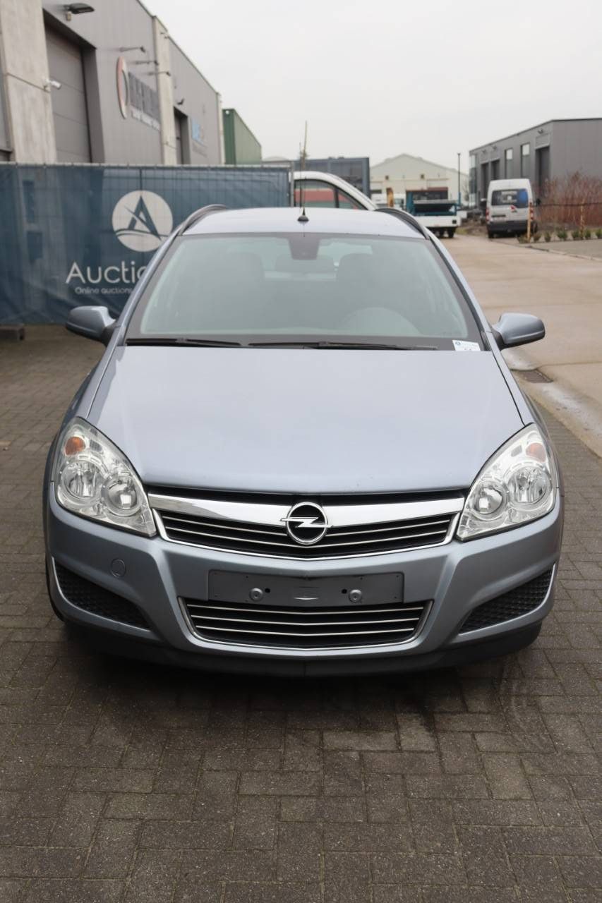 Station wagon Opel ASTRA Diesel 119 hp 2007