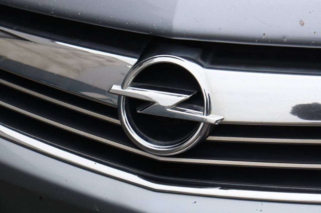 Station wagon Opel ASTRA Diesel 119 hp 2007