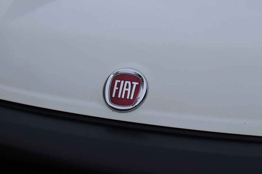 Fiat Fiorino LPG Van 2017 (Marge)